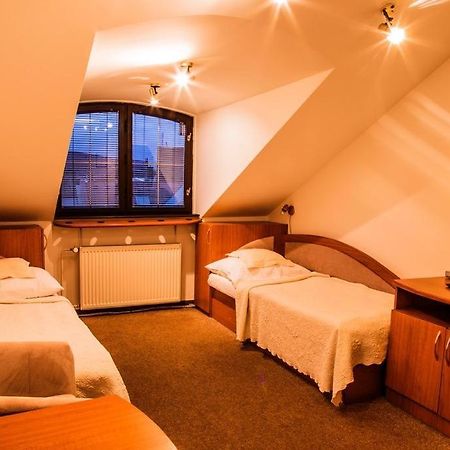 Penzion Pod Hradom Trencin Exterior photo